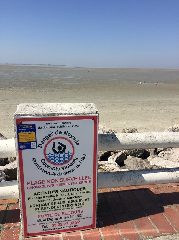 Strand bij eb