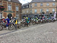 Vertrek van Enduro wedstrijd