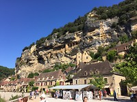 Lunch in La Roque-Cageac