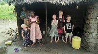 Onderweg op outreach langs de kant van de weg