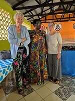 Met Elizabeth, deputy van de school