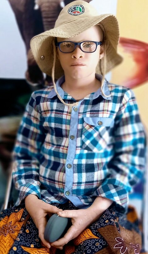 Happy met de bril