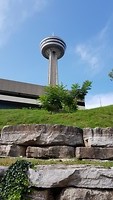 Niagara falls met de Skylon tower