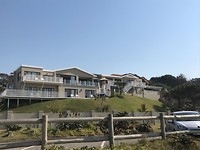 ons guest house: Fairlight beach house