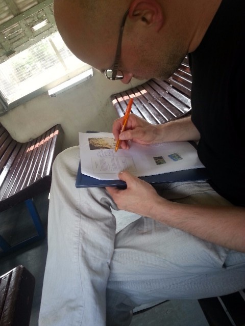In trein naar NInh Binh 'hard seats'