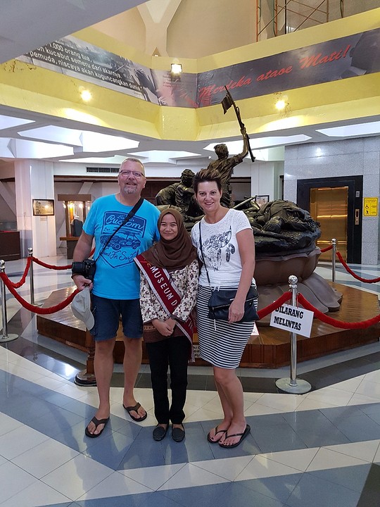 Even met de schattige gids van het museum op de foto