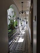 Het voormalige Oranjehotel in Surabaya