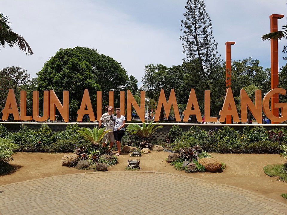 Alun Alun Malang. Het stadsplein.