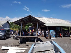 Amed, de incheckbalie en wachtruimte voor de boot naar Gili