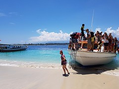En dan komen we aan op een prachtig strand.