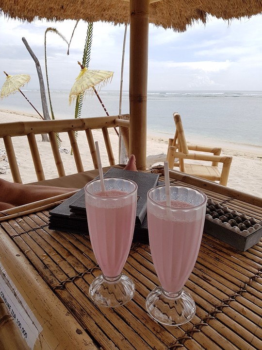Strawberry milkshake