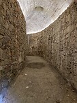 Binnenin de muur