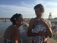 Leylyn, Eltjo en Catalina op het strand
