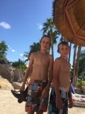 Bij het zwembad van RV resort Oasis te Las Vegas