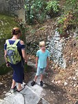 Wandelen in park bij Uzes.