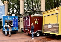 Foodtrucks zag je heel veel in Portland