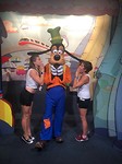 whisper to goofy
