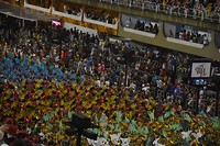 crowded sambadrone