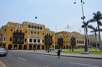 gele lima gebouwen