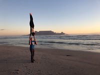 acroyoga teachers niko & lara