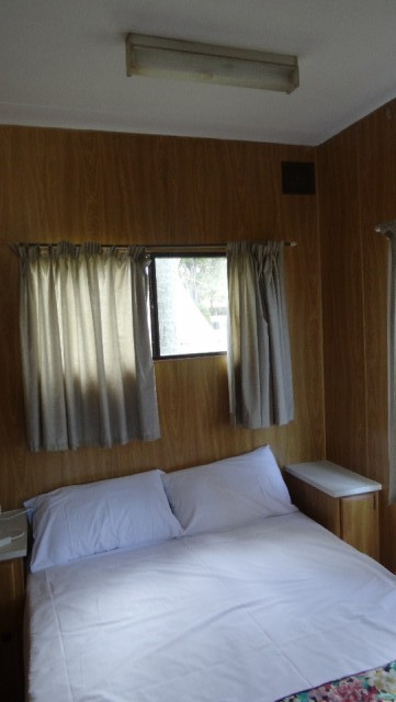 onze slaapkamer in the cabin
