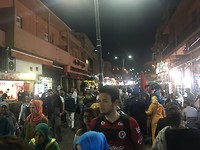 Back in town: ongelooflijke drukte in Marrakech