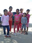Schattige kinderen in het dorp