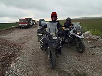 In Georgië, de weg vanaf de Armeense grens.