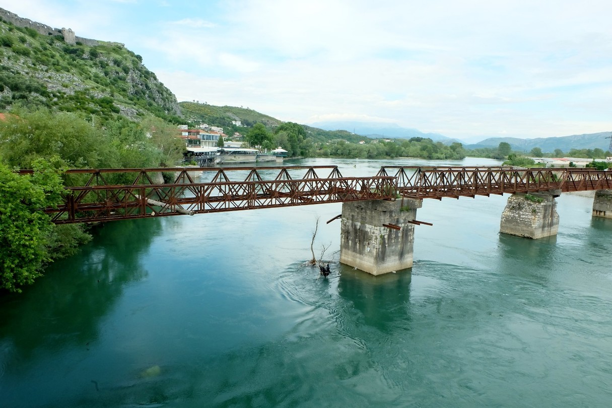 Vlakbij Shkodër