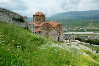 Kerkje citadel Berat
