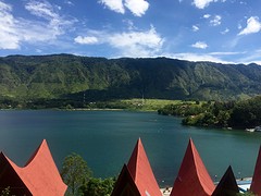 Lake Toba, Tuk Tuk