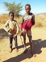 Dag 8 kirindy kinderen met kapmes