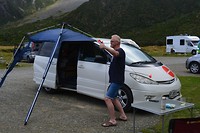 Camping Mount hut.