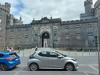 Voorkant Kilkenny Castle