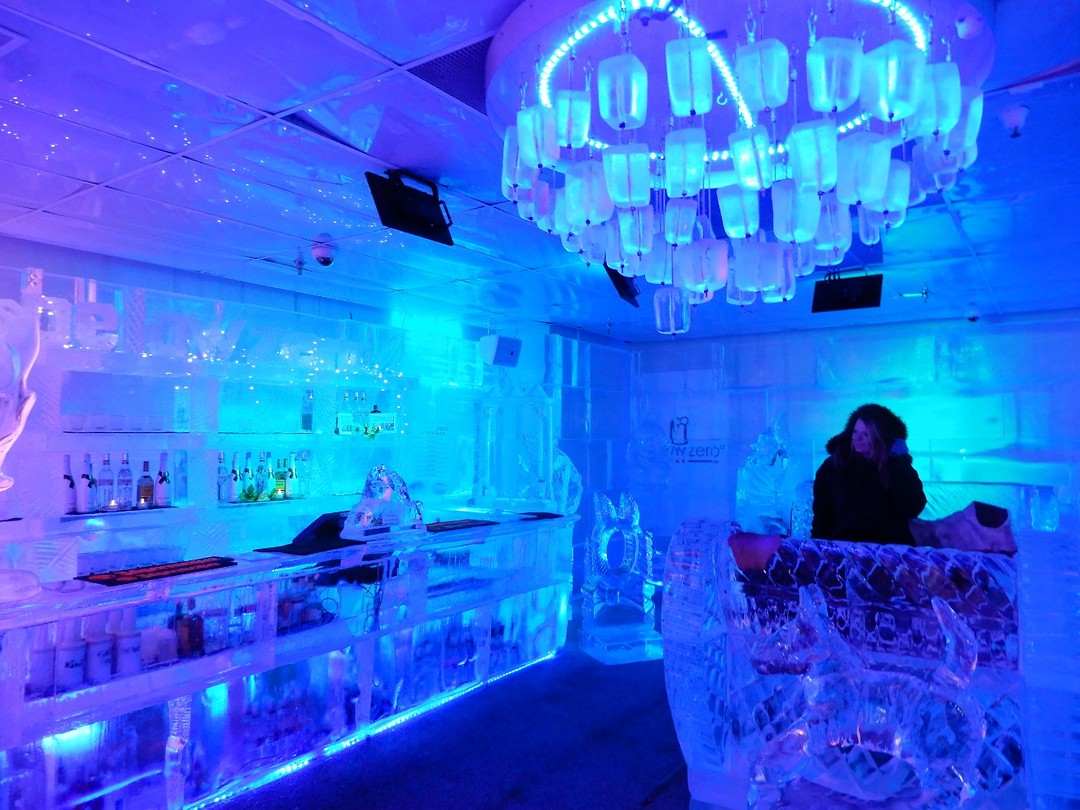 Ice bar