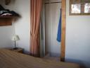 onze slaapkamer met douche