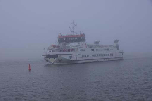 De veerboot komt ons weer halen