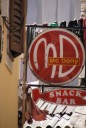 pseudoniem voor die andere snacktent?