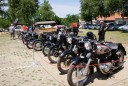 brommer en motoren tentoon gesteld
