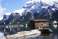 Lake Minnewanka