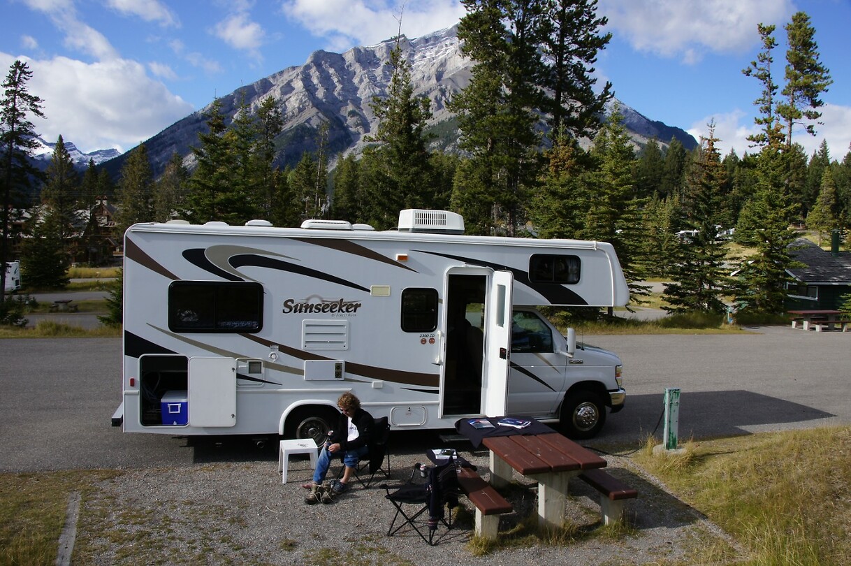 camping in Banff