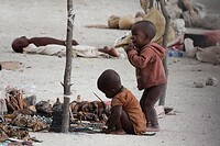 Himba kinderen
