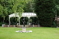 DSC07206-01