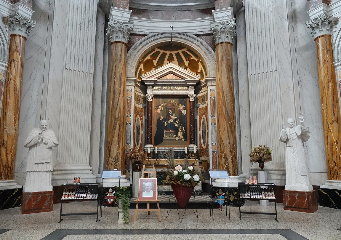 DSC08603-01