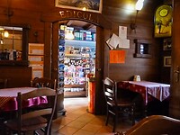 bar/bistro met de winkel