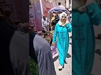 CASABLANCA/KEURINGSDIENST VAN WAREN OVERWERKT