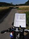 Fietspaden door het graan nabij Weingarten
