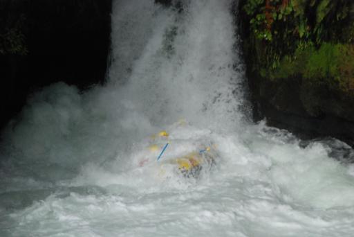 Onder(water) aan de waterval....