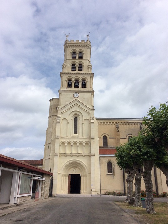 Notre Dame van Buglose