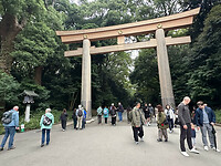 31 oktober - Tokyo - 16 - Poort naar Meiji Shinto heiligdom